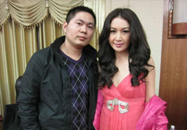 广州优贝娱乐与明星合影